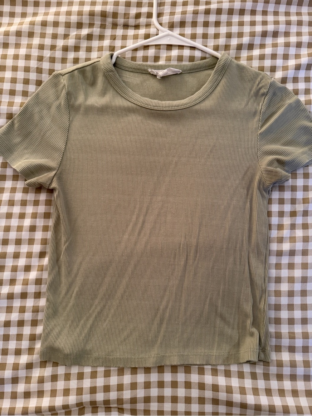 Women’s Short Sleeve Ribbed Tee in Sage Green